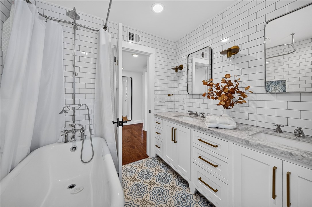 1609 Ruth, Newport Beach CA 92660 - photo 28