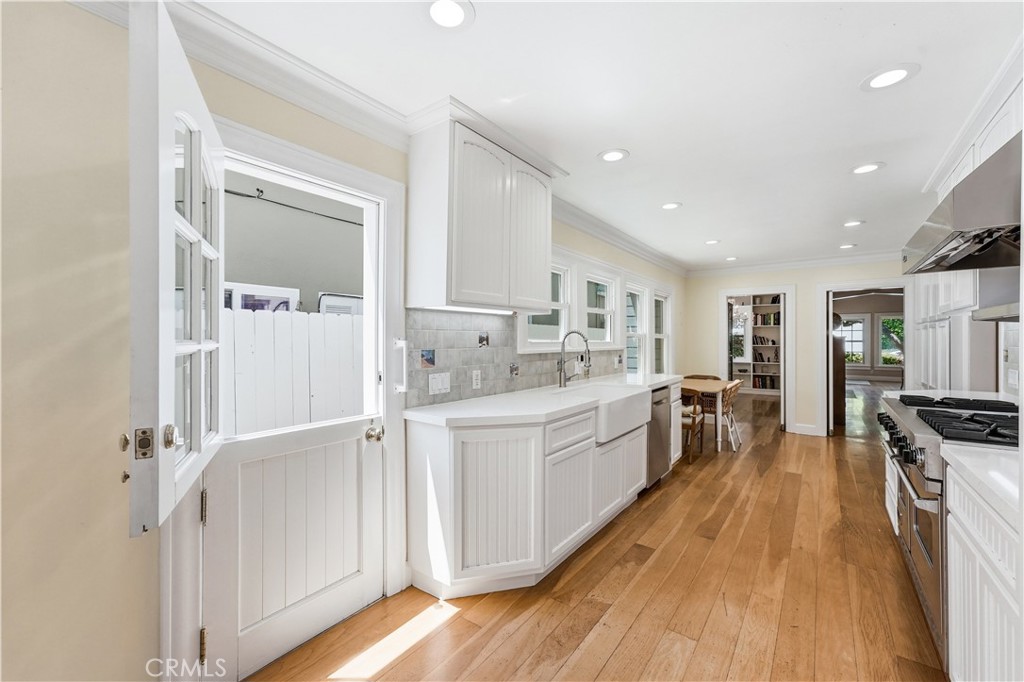 Kitchen - 1617 E Balboa Boulevard, Newport Beach CA 92661 - photo 9