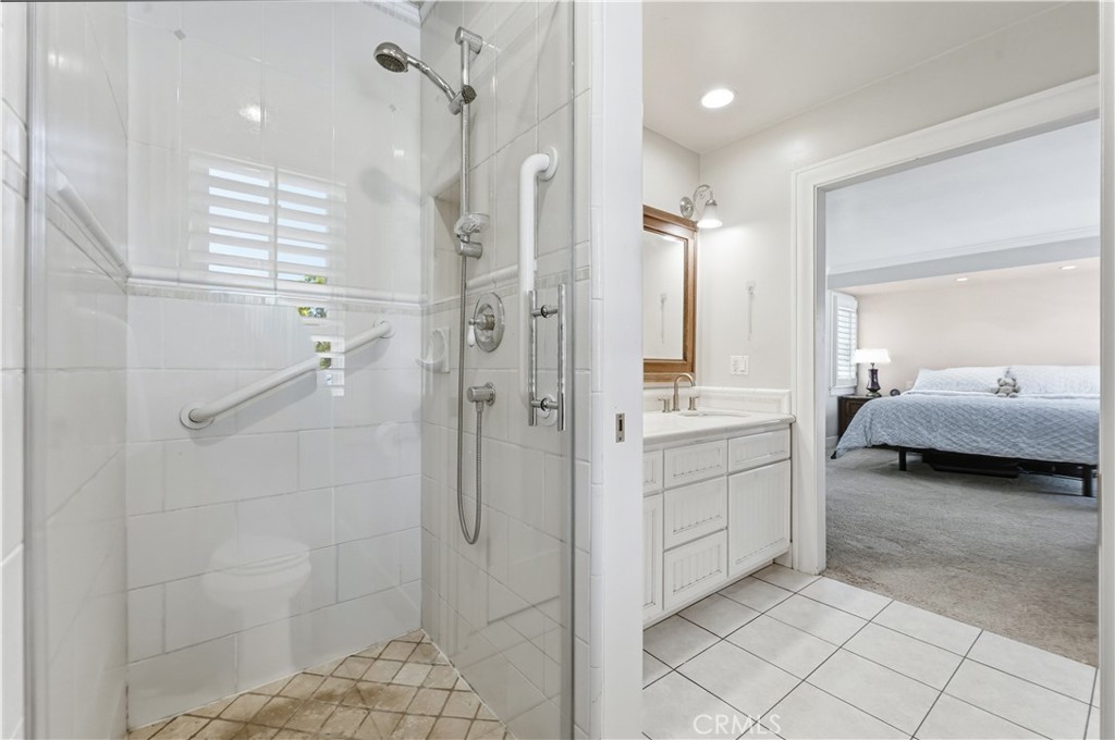 Primary bathroom - 1617 E Balboa Boulevard, Newport Beach CA 92661 - photo 16