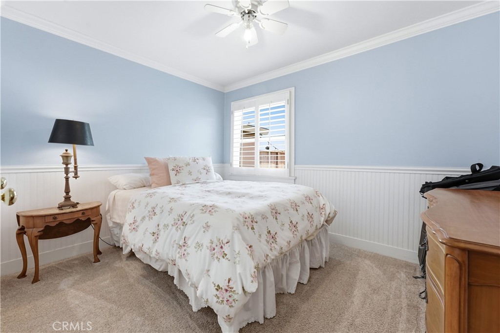 Upstairs bedroom 1 - 1617 E Balboa Boulevard, Newport Beach CA 92661 - photo 19