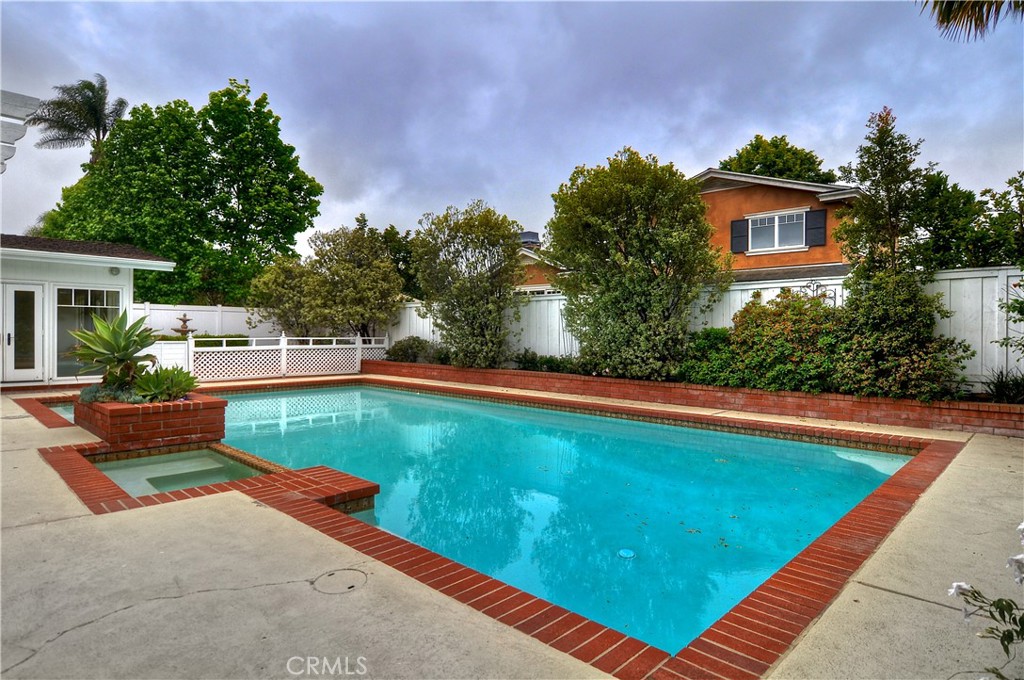 1621 Mariners Drive, Newport Beach CA 92660 - photo 14
