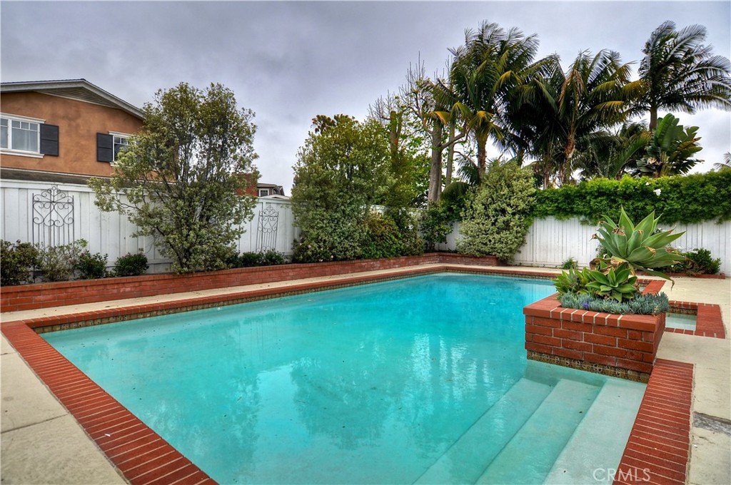 1621 Mariners Drive, Newport Beach CA 92660 - photo 15