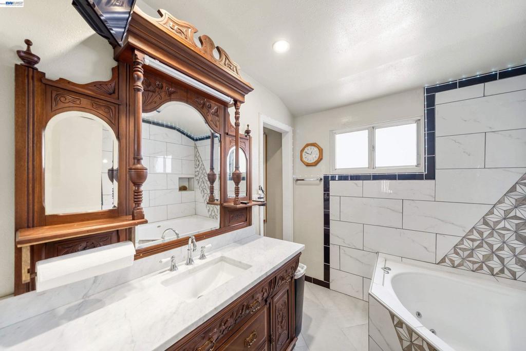 1622 Pegasus St, Newport Beach CA 92660 - photo 14