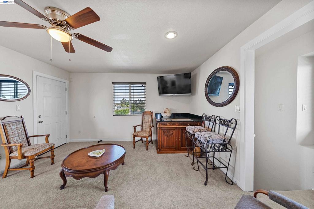 1622 Pegasus St, Newport Beach CA 92660 - photo 26