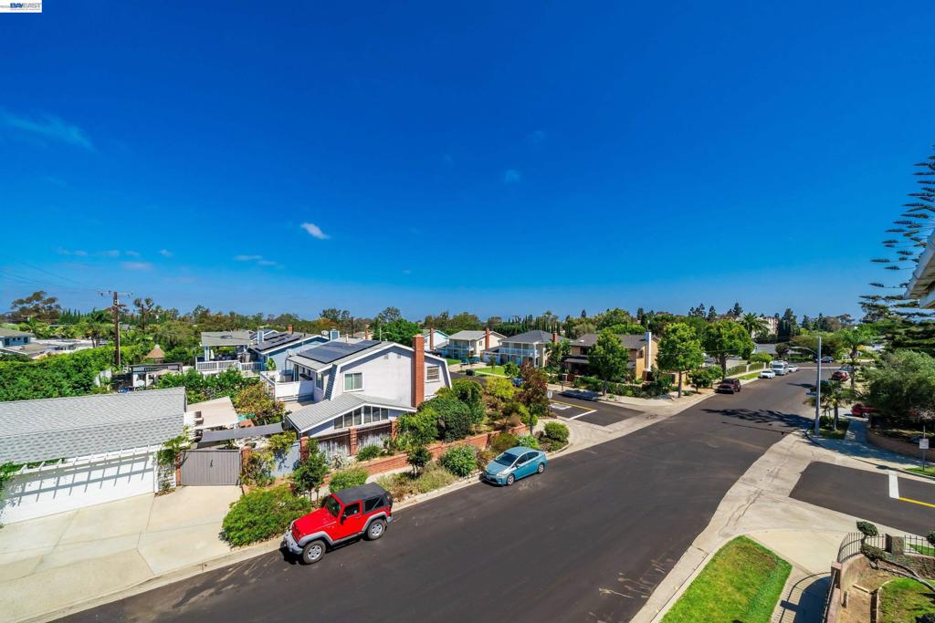 1622 Pegasus St, Newport Beach CA 92660 - photo 30