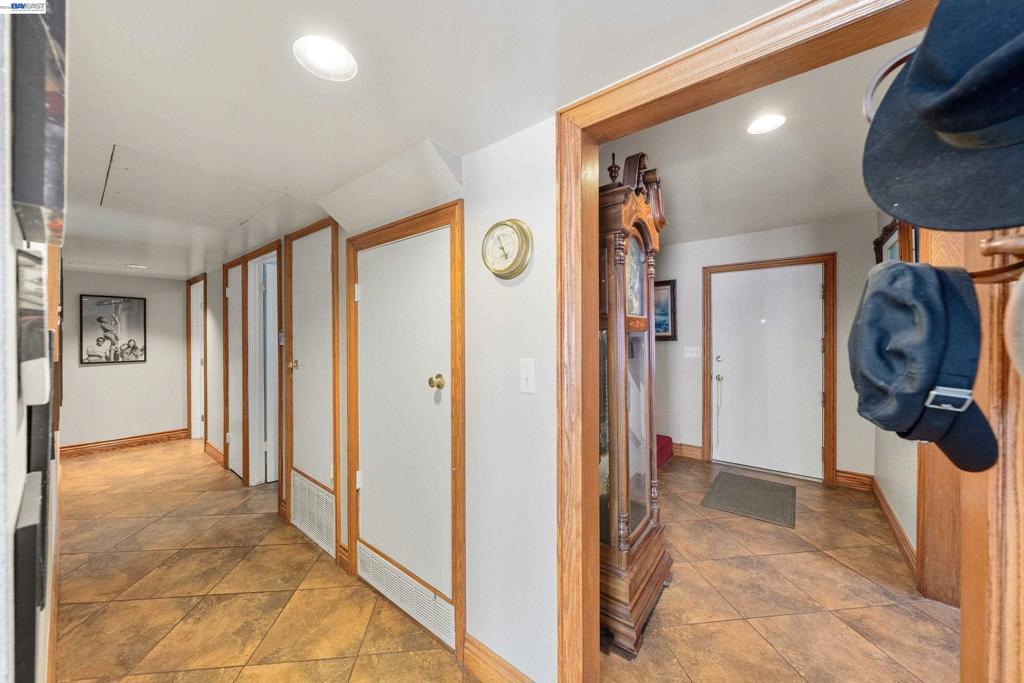 1622 Pegasus St, Newport Beach CA 92660 - photo 48