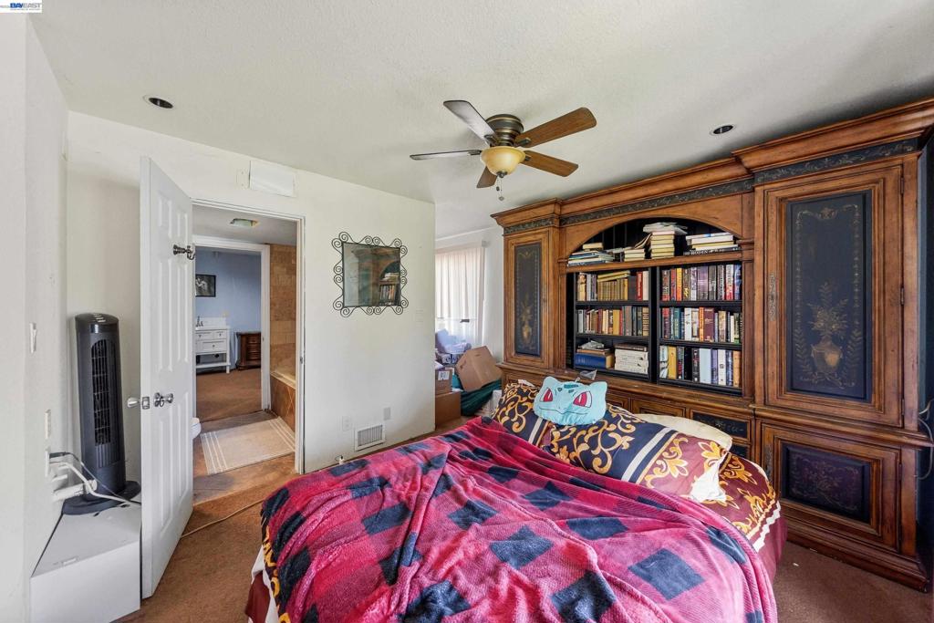 1622 Pegasus St, Newport Beach CA 92660 - photo 53