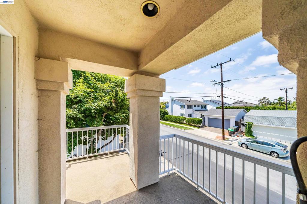 1622 Pegasus St, Newport Beach CA 92660 - photo 60