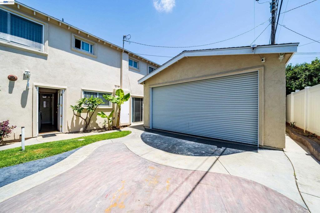 1622 Pegasus St, Newport Beach CA 92660 - photo 68