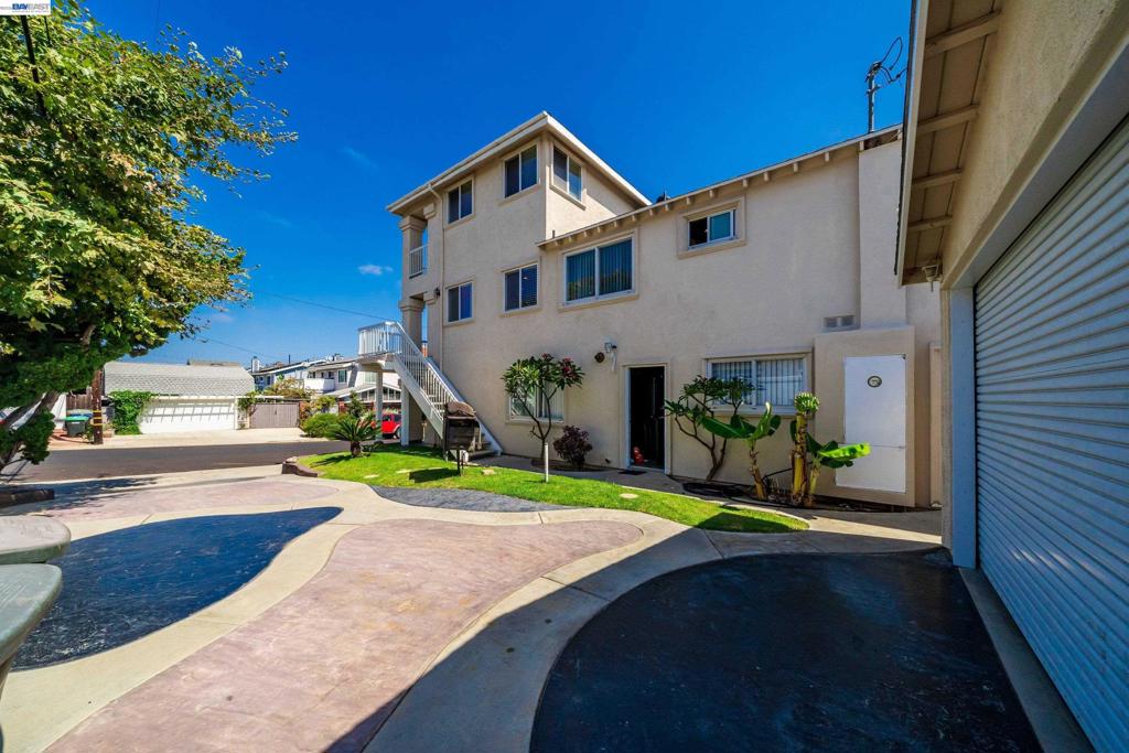 1622 Pegasus St, Newport Beach CA 92660 - photo 77