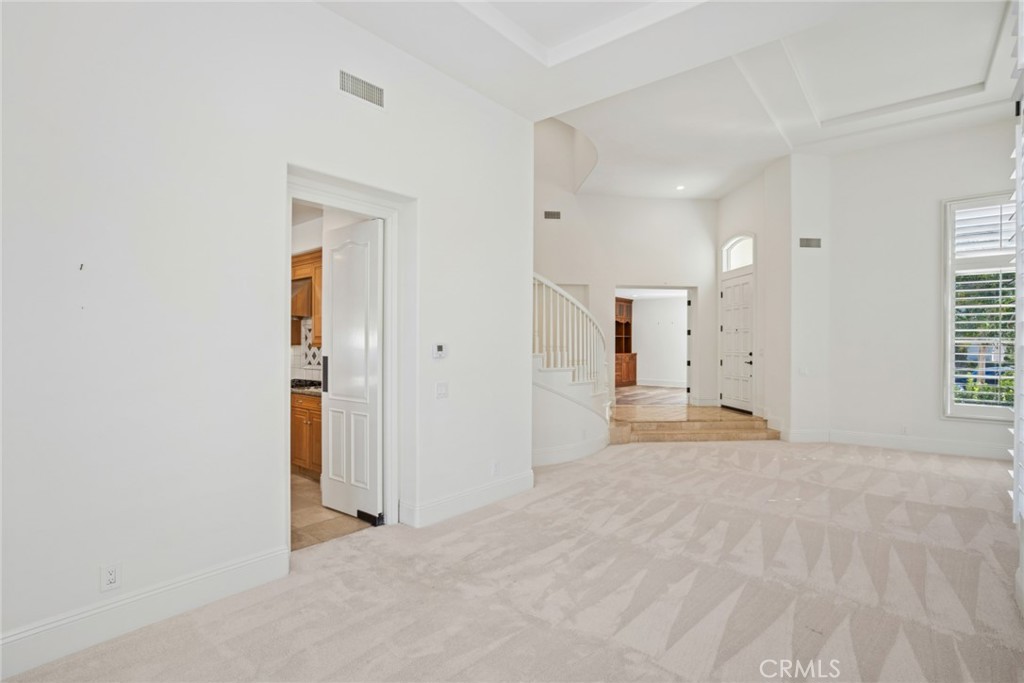 17 Colonial Drive, Newport Beach CA 92660 - photo 10