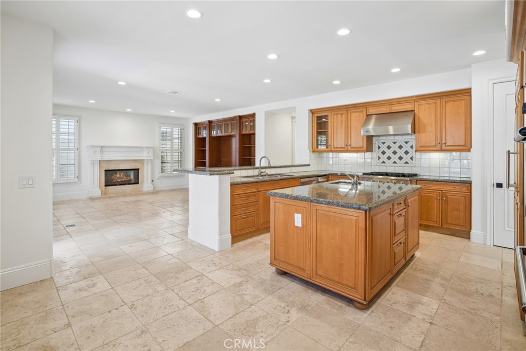 17 Colonial Drive, Newport Beach CA 92660 - photo 12