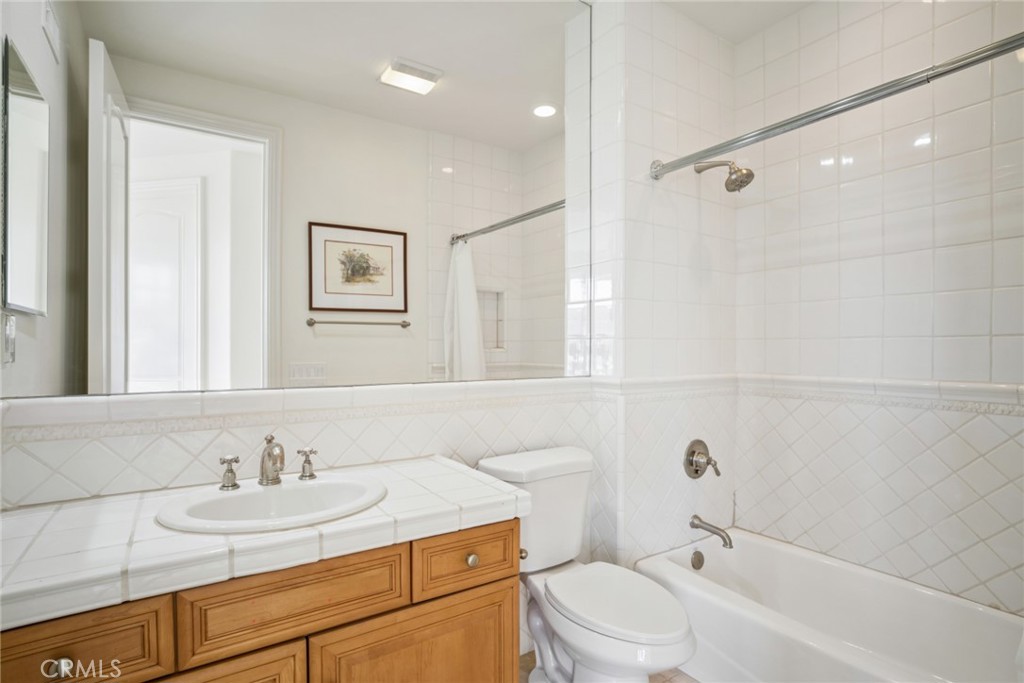 17 Colonial Drive, Newport Beach CA 92660 - photo 34