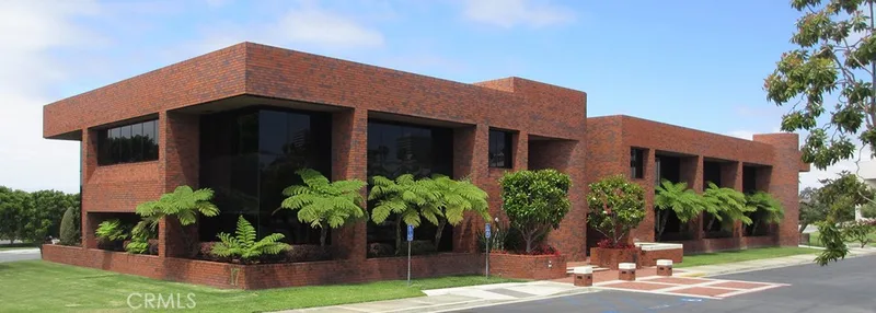 17 Corporate Plaza, Newport Beach, CA 92660