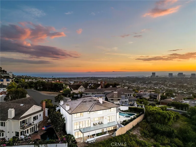 17 Napoli, Newport Beach