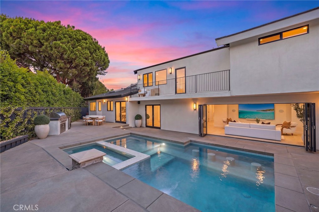 Super private and oversized backyard - 1700 Port Ashley, Newport Beach CA 92660 - photo 2