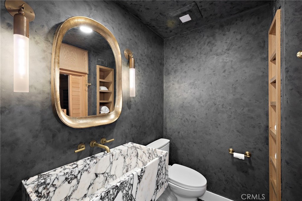 Elegant first floor powder bath with private redlight sauna - 1700 Port Ashley, Newport Beach CA 92660 - photo 16