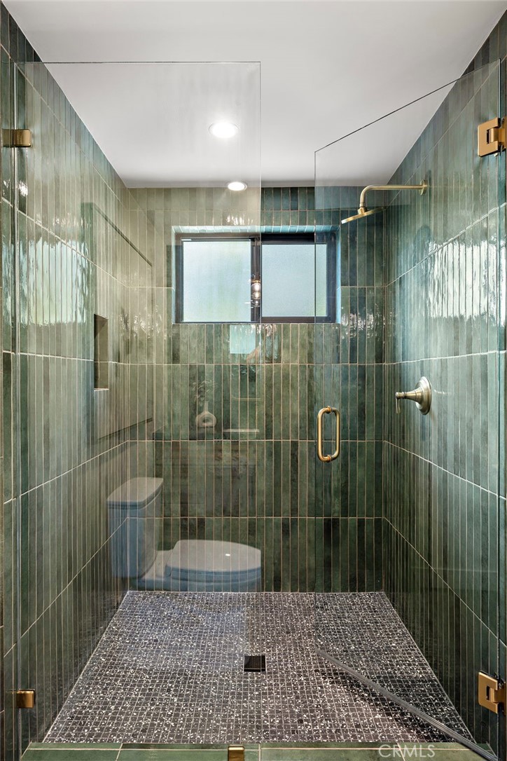 Stunning Casita walk-in shower - 1700 Port Ashley, Newport Beach CA 92660 - photo 24