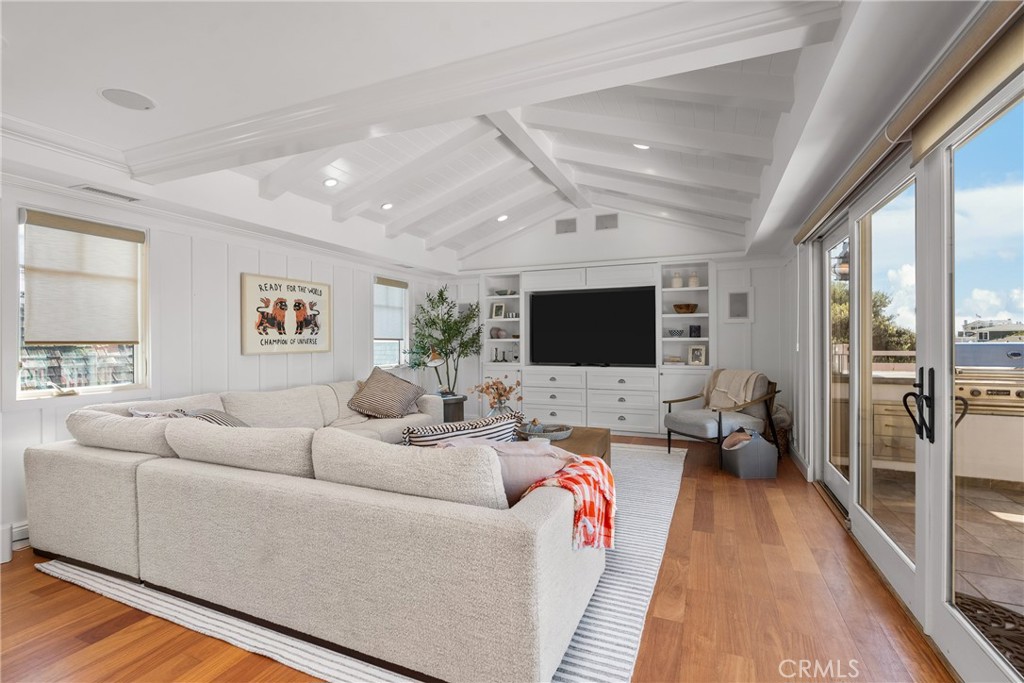 1701 E Balboa, Newport Beach CA 92661 - photo 10