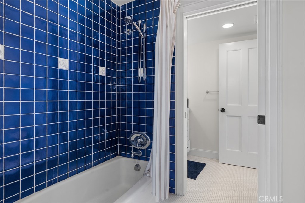 1701 E Balboa, Newport Beach CA 92661 - photo 23