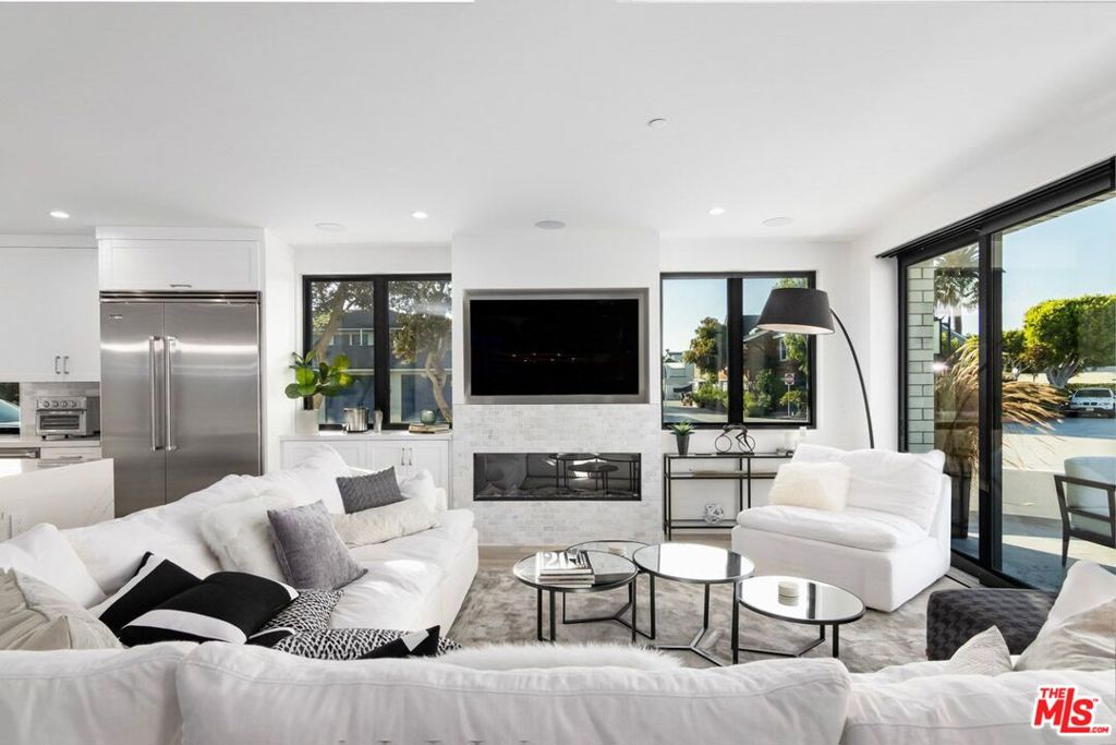 1703 Plaza Del Sur, Newport Beach CA 92661 - photo 3