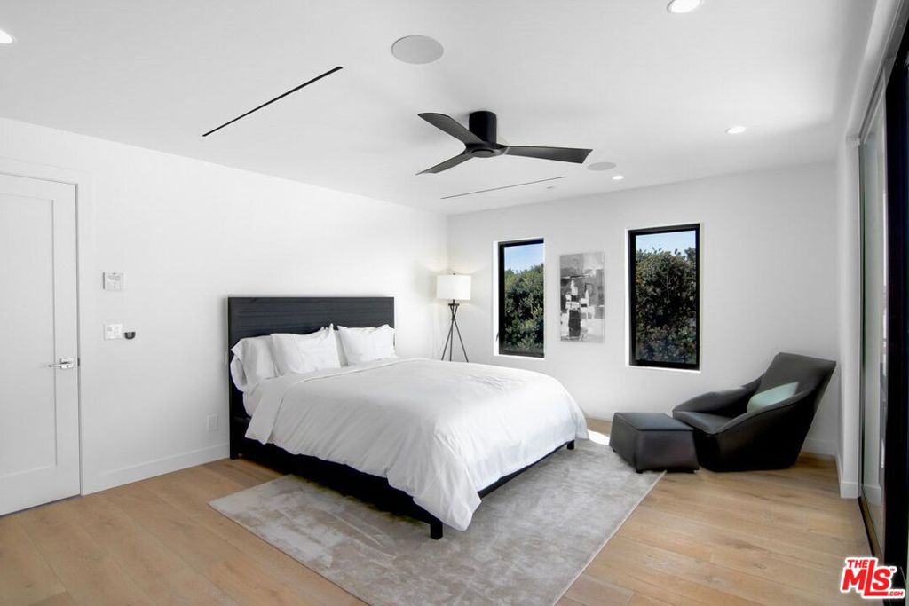 1703 Plaza Del Sur, Newport Beach CA 92661 - photo 12