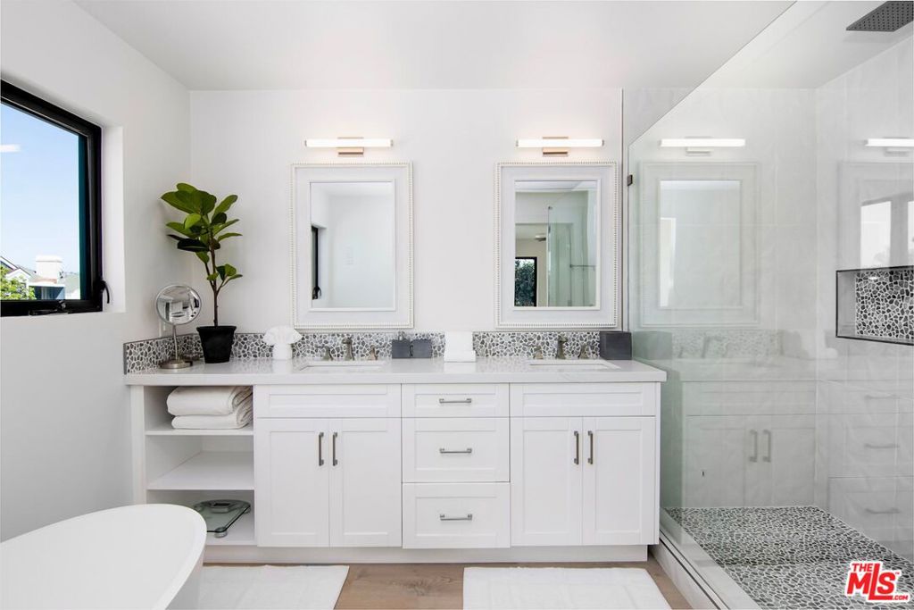 1703 Plaza Del Sur, Newport Beach CA 92661 - photo 15