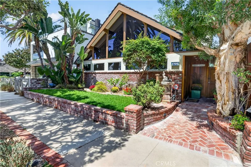1706 E Ocean Boulevard, Newport Beach