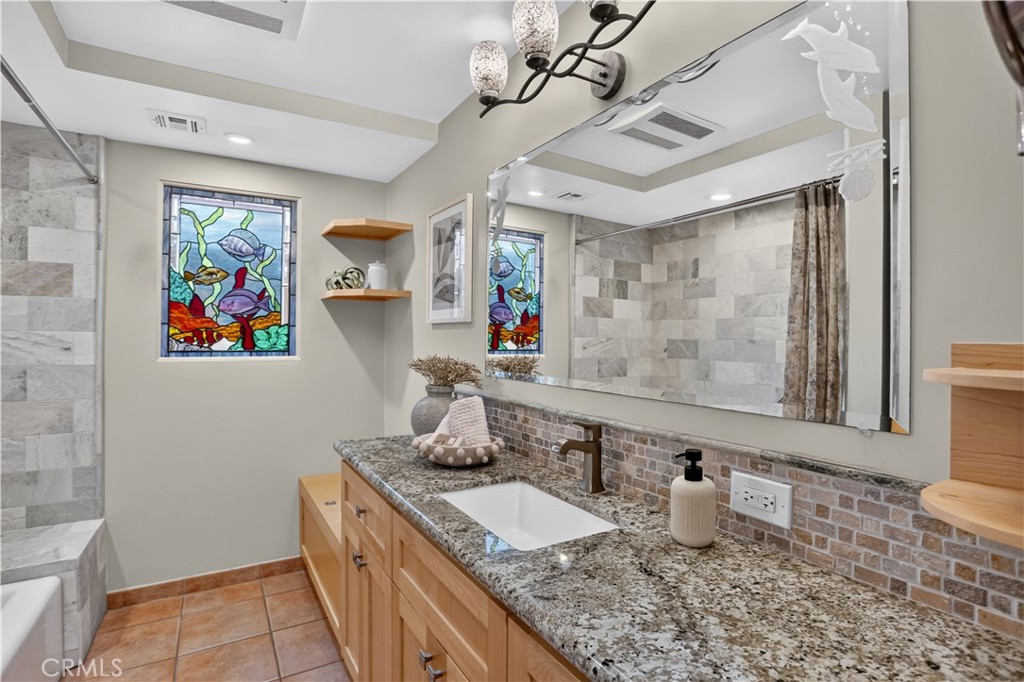downstairs bath - 1706 E Ocean Boulevard, Newport Beach CA 92661 - photo 13