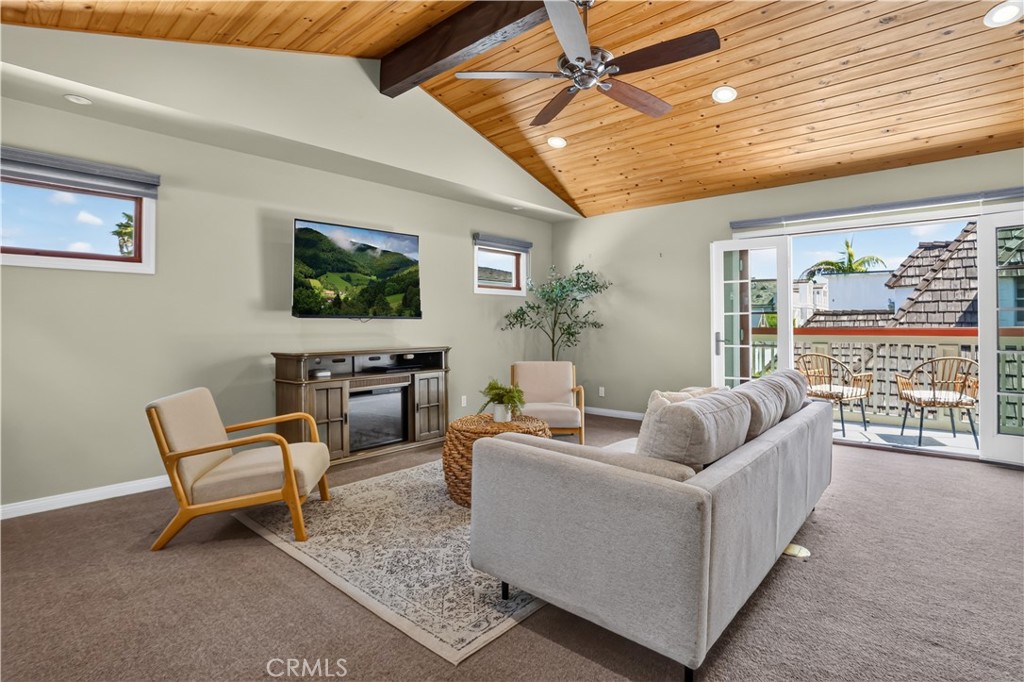 Retreat just off the Primary Suite - 1706 E Ocean Boulevard, Newport Beach CA 92661 - photo 27