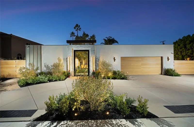 1717 Irvine Avenue, Newport Beach, CA 92660