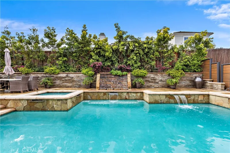 1729 Port Charles Place, Newport Beach, CA 92660