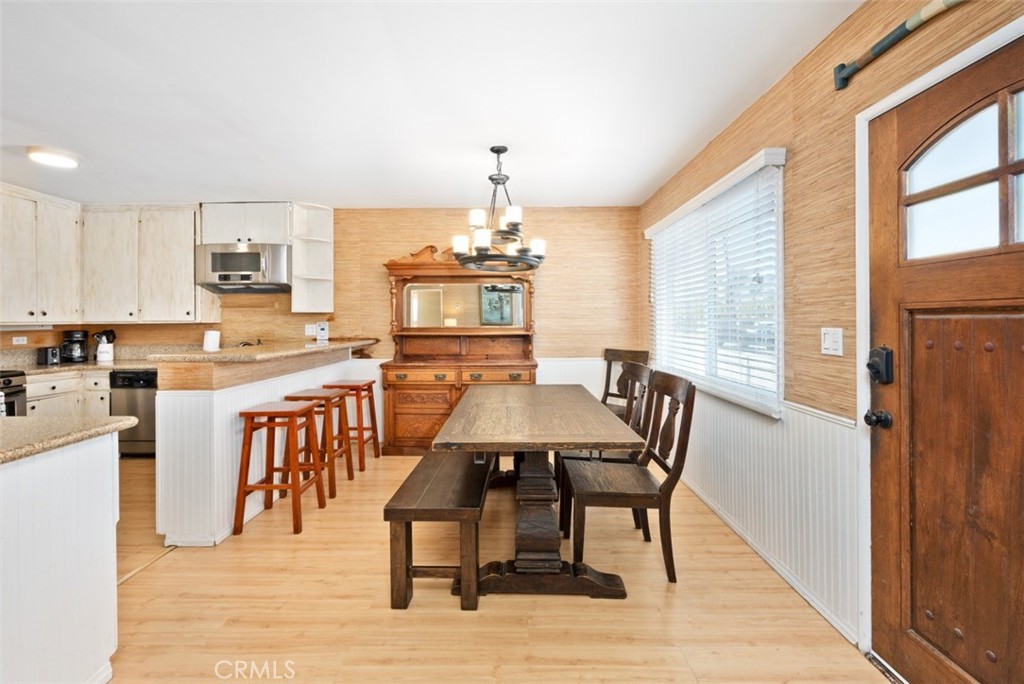 Lower Unit Vacation Rental - 1733 W Balboa Boulevard, Newport Beach CA 92663 - photo 8