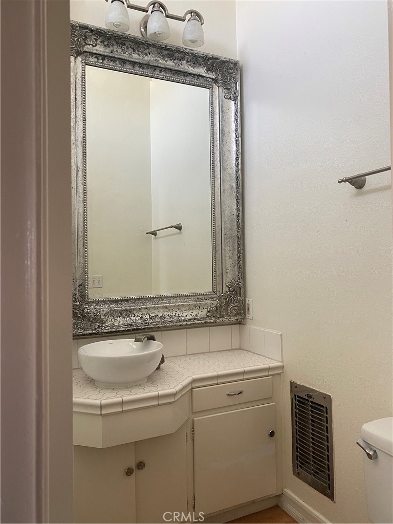 Unit #3 (middle unit) - 1733 W Balboa Boulevard, Newport Beach CA 92663 - photo 30