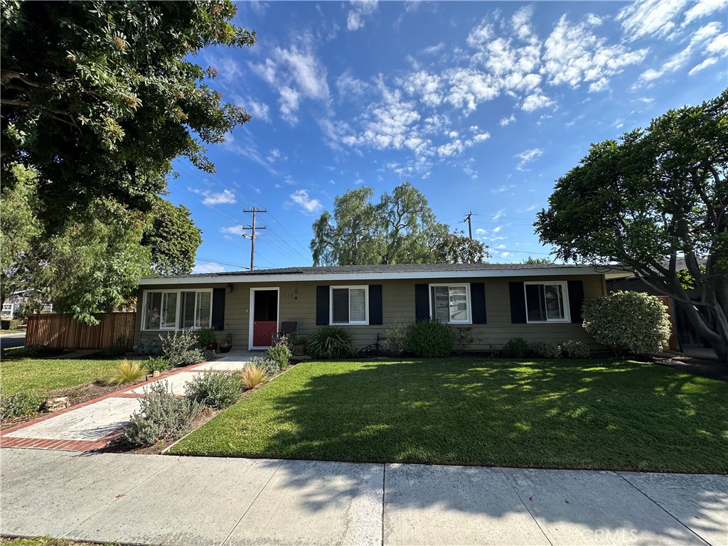 1758 Centella, Newport Beach CA 92660 - photo 1