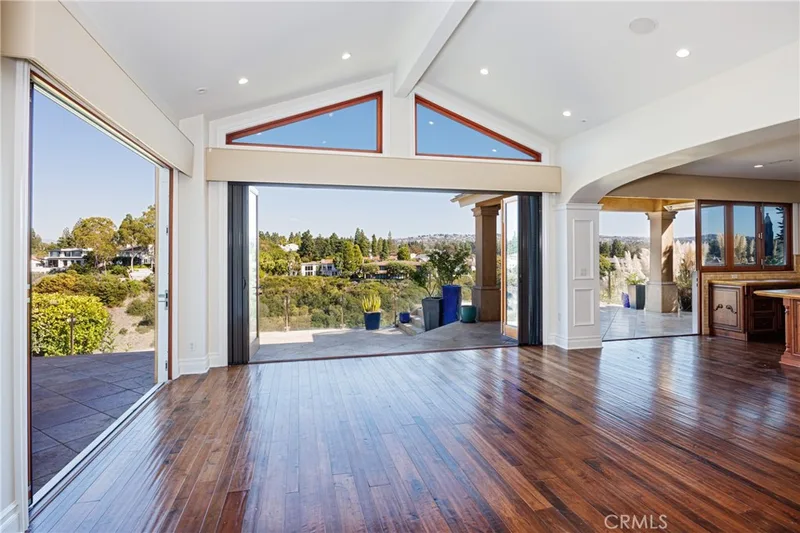18 Rue Saint Cloud, Newport Beach, CA 92660