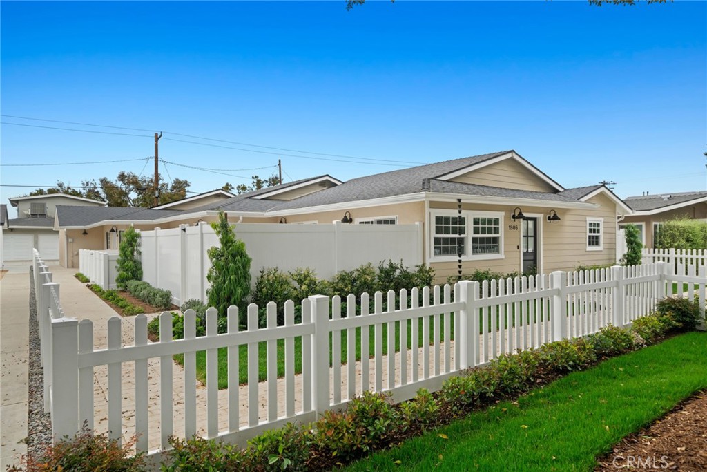 1805 Clay Street, Newport Beach CA 92663 - photo 23