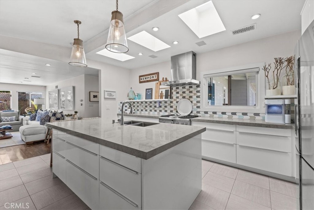 1818 Beryl, Newport Beach CA 92660 - photo 5