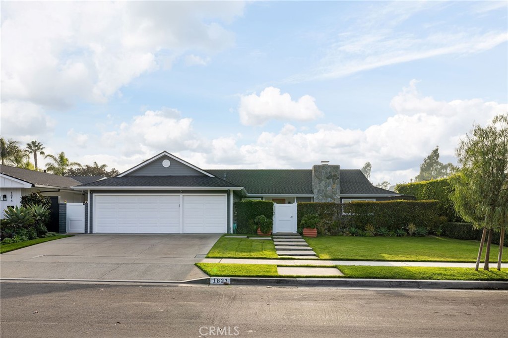 1821 Sandalwood Lane, Newport Beach CA 92660 - photo 1