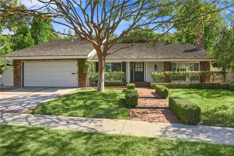 1844 Newport Hills E, Newport Beach, CA 92660