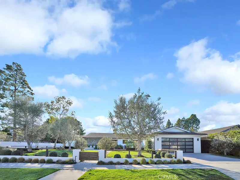 1901 Glenwood Lane, Newport Beach, CA 92660