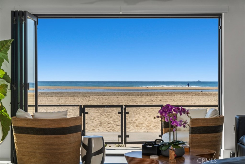 Good morning sunshine. Are you ready for the day? - 1904 W Oceanfront, Newport Beach CA 92663 - photo 5