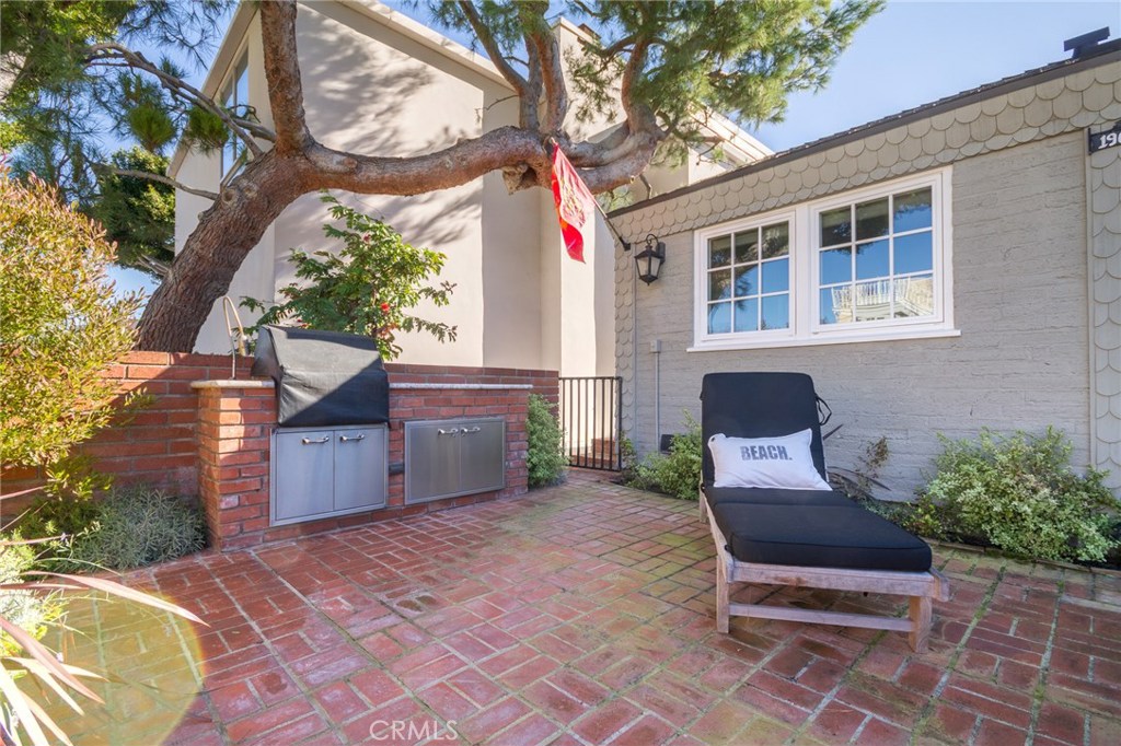 1905 E Balboa Boulevard, Newport Beach CA 92661 - photo 17