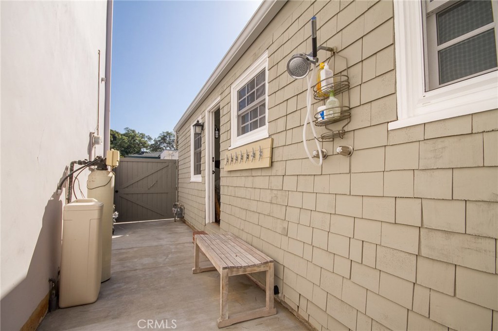 1905 E Balboa Boulevard, Newport Beach CA 92661 - photo 22