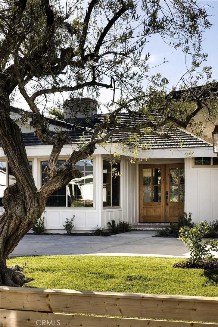 1907 Leeward, Newport Beach CA 92660 - photo 2