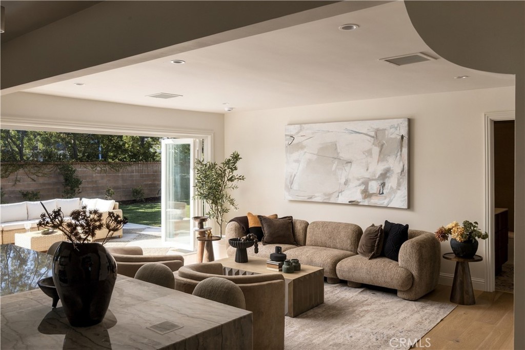 1907 Leeward, Newport Beach CA 92660 - photo 22