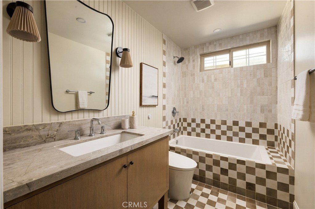 1907 Leeward, Newport Beach CA 92660 - photo 38