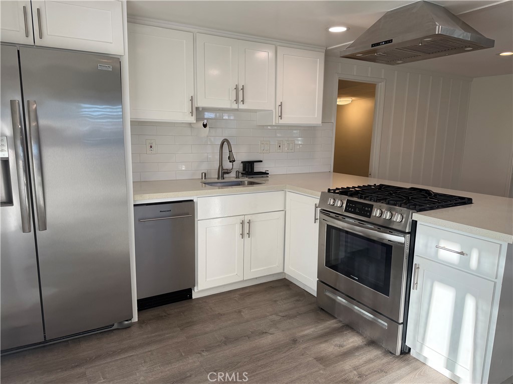 1909 W Balboa, Newport Beach CA 92663 - photo 3