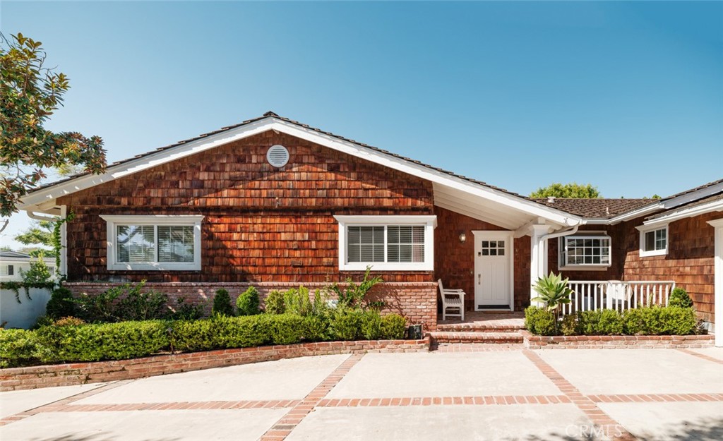 1912 Highland Drive, Newport Beach CA 92660 - photo 31