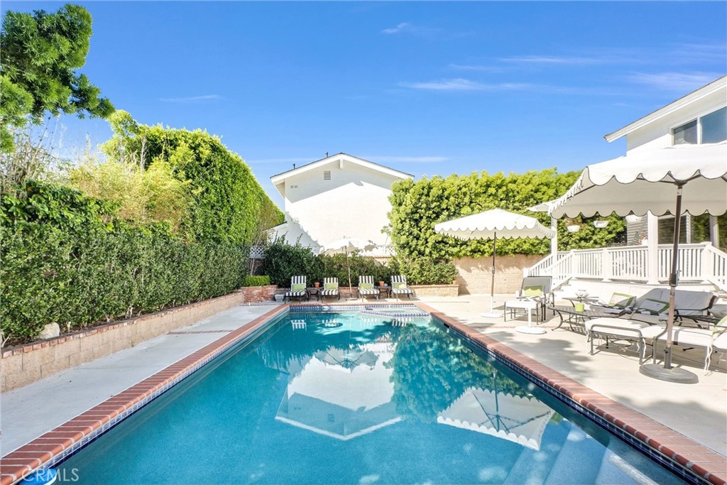1915 LEEWARD, Newport Beach CA 92660 - photo 53
